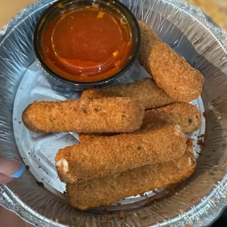 Mozzarella Sticks That Wow